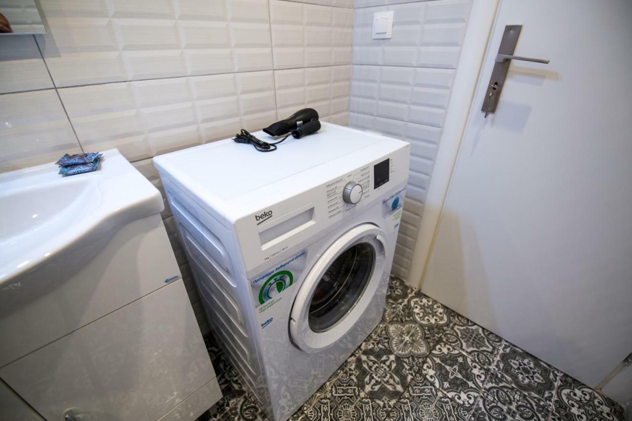 White Lux Apartment For 2 Vipgreece 아테네 외부 사진