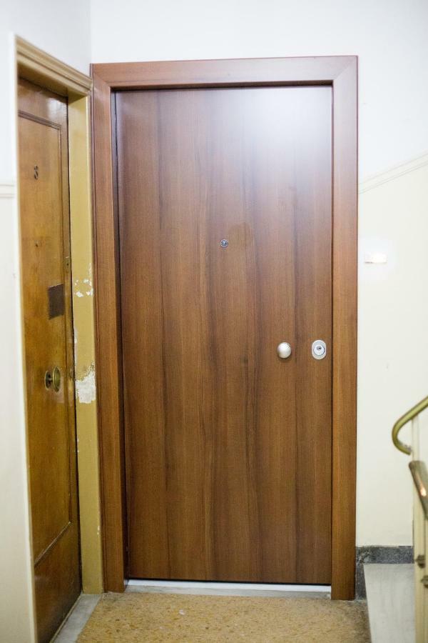 White Lux Apartment For 2 Vipgreece 아테네 외부 사진